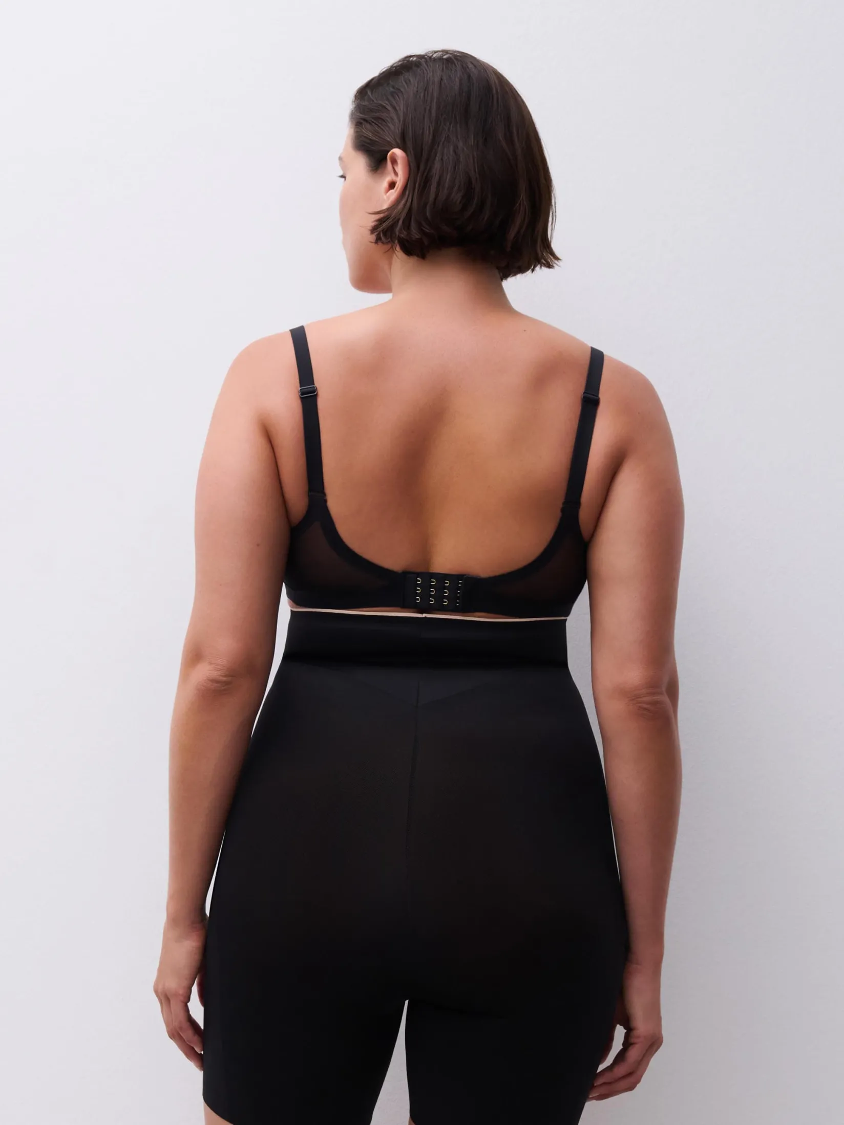 Chantelle Basic Shaping Corrigerende Hoge Taille Slip Met Pijpjes -