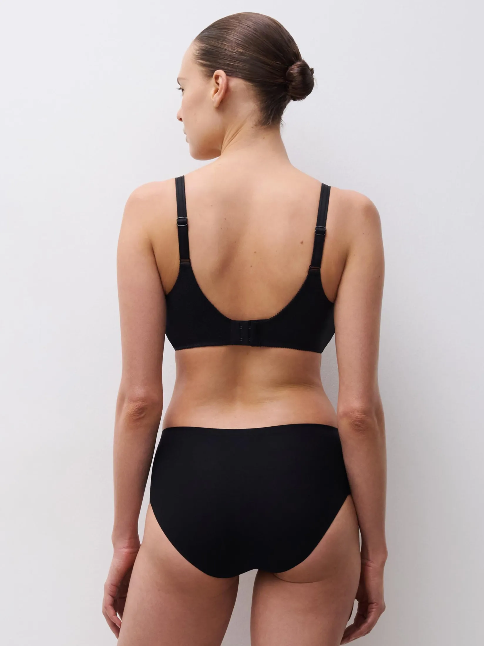Chantelle C Magnifique Moulded BH -