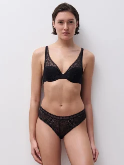 Chantelle Day To Night Plunge BH -