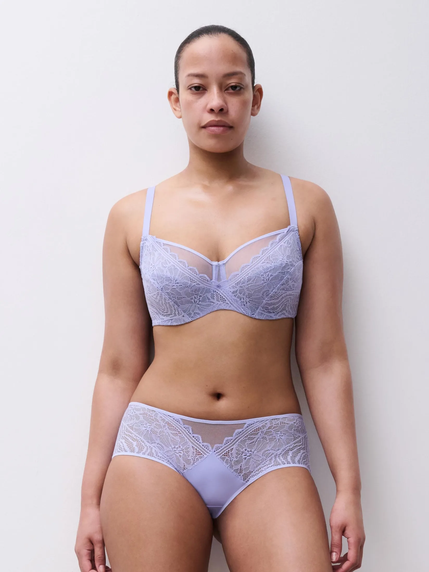 Chantelle EasyFeel Floral Touch Shorty -