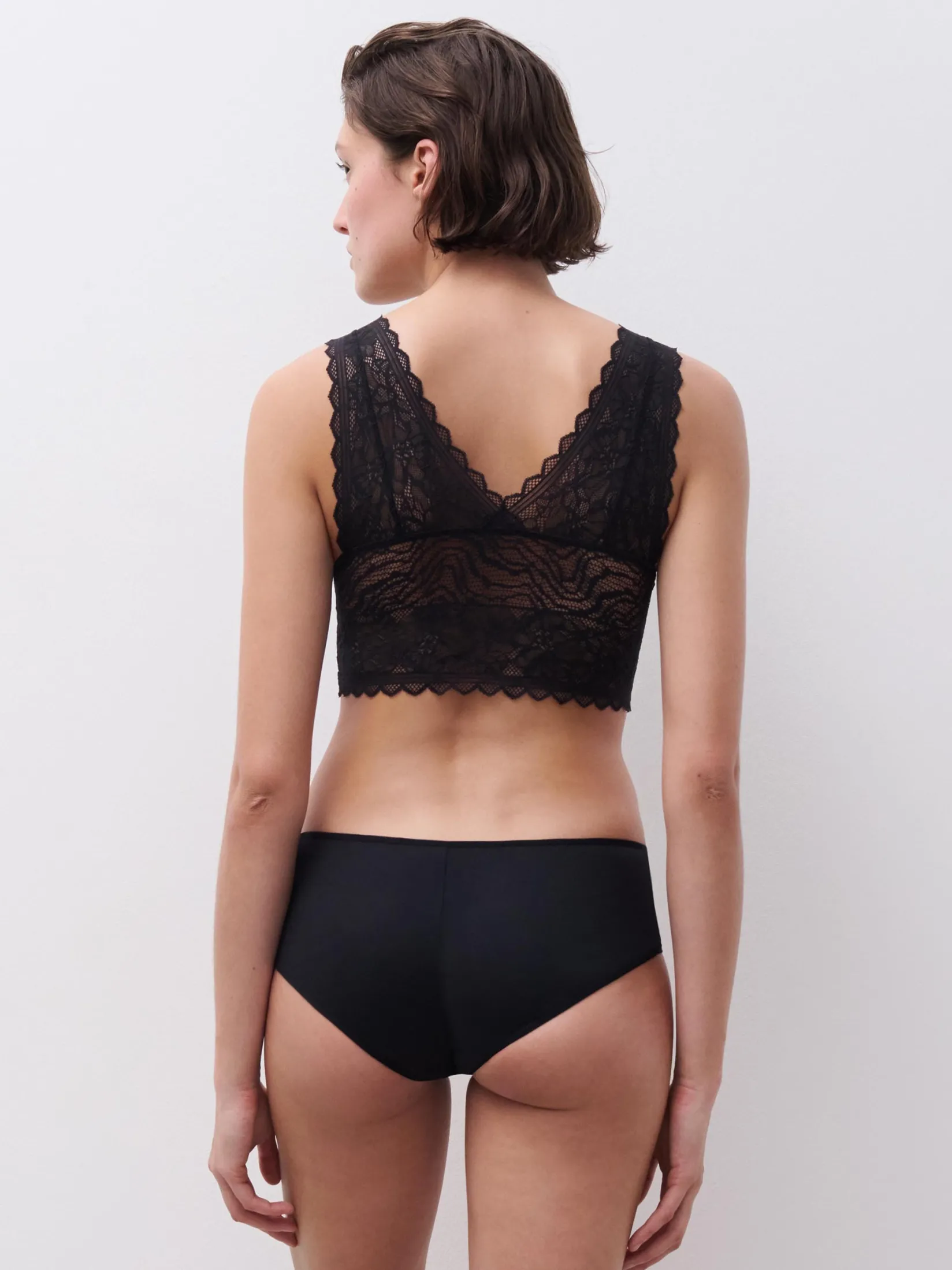 Chantelle EasyFeel Floral Touch Bralette -