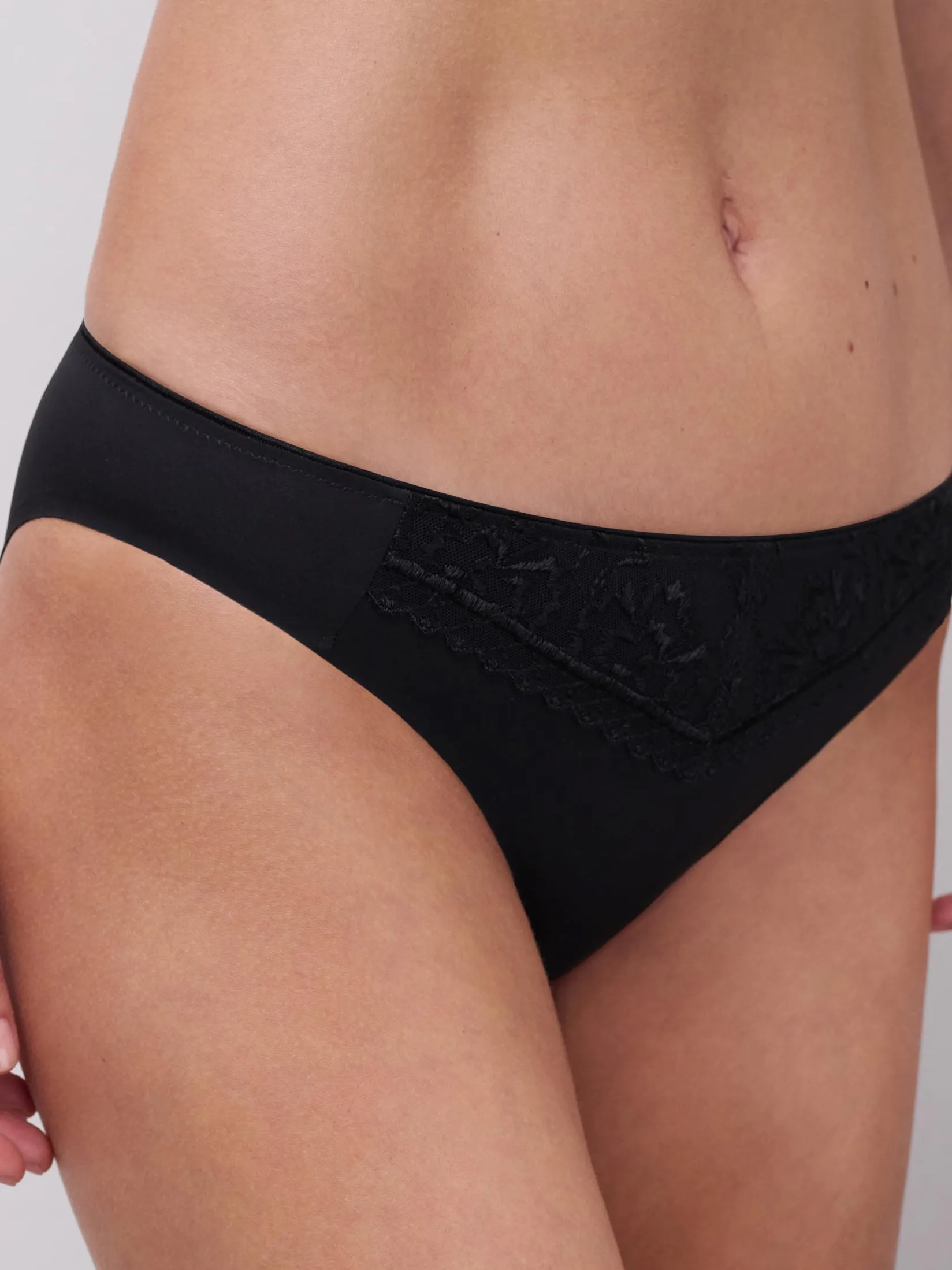 Chantelle Every Curve Slip -
