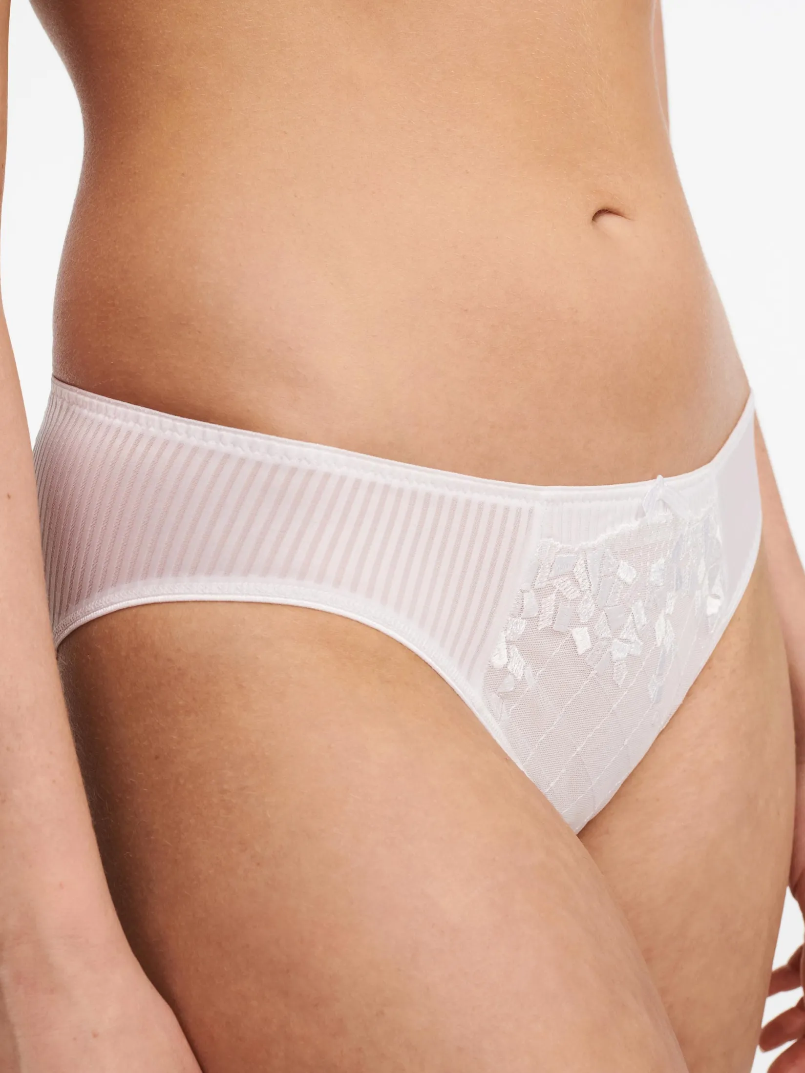 Chantelle Pont Neuf Slip -
