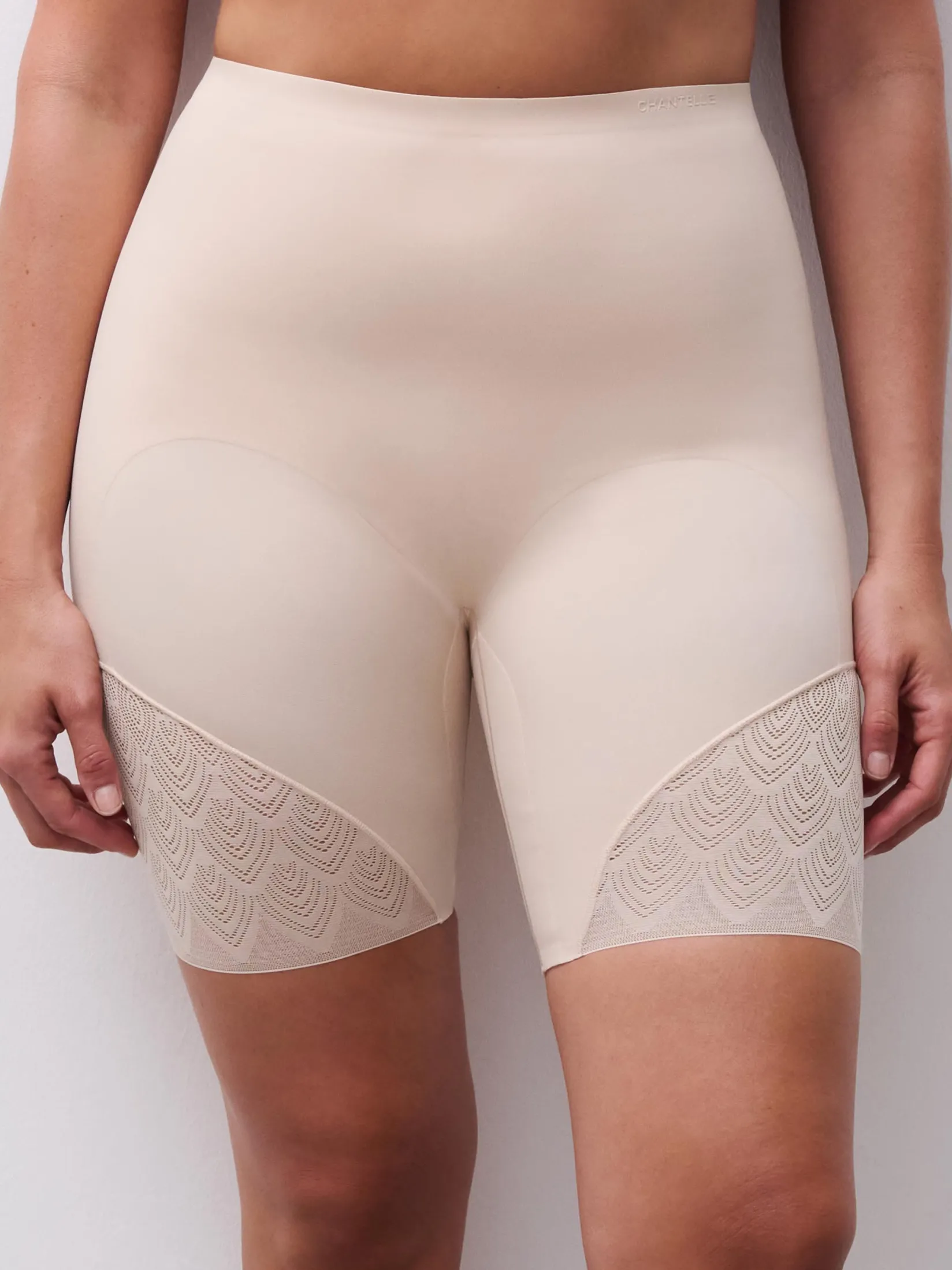Chantelle SEXY SHAPE Corrigerende Hoge Taille Slip met Pijpjes -