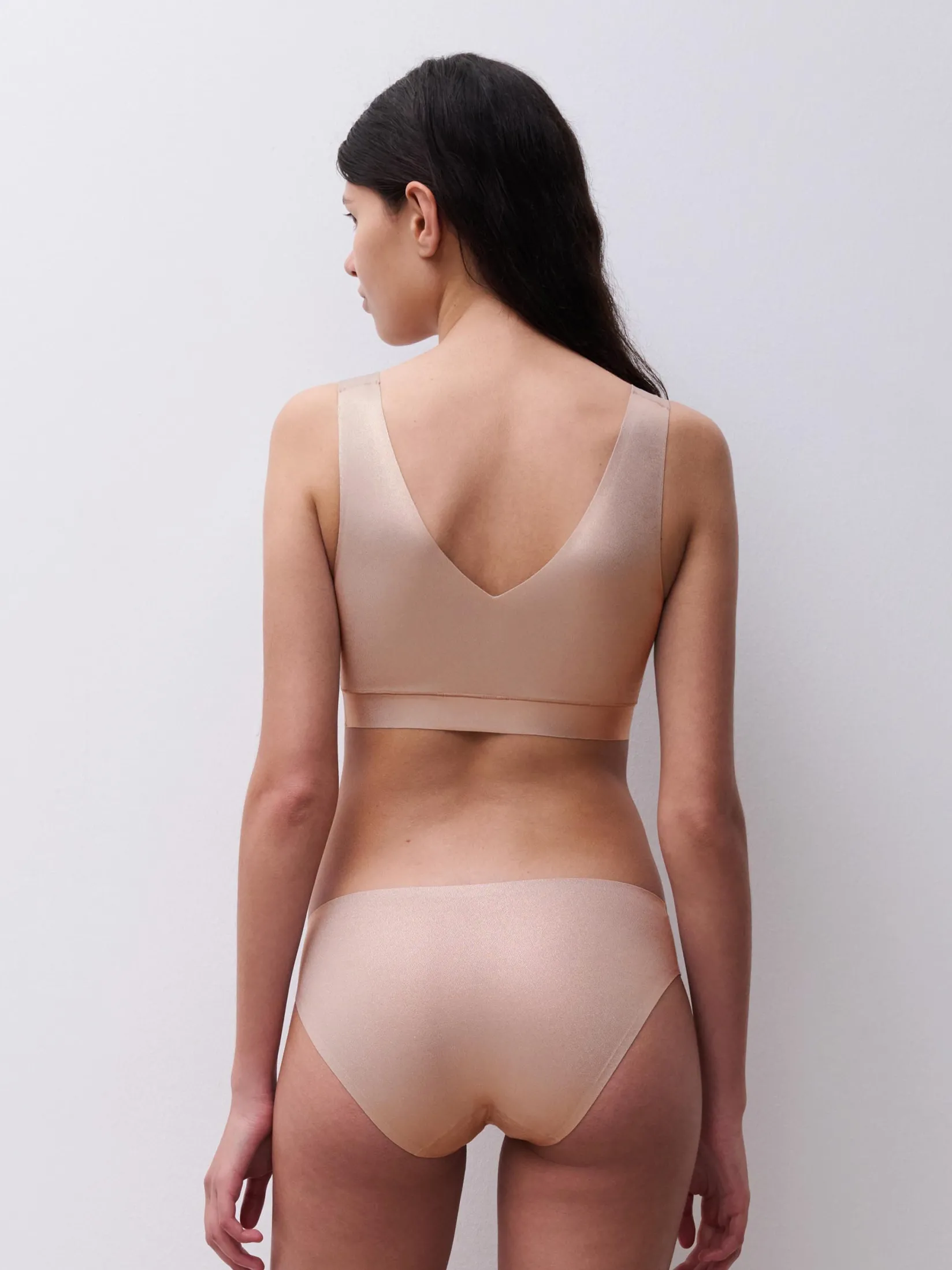 Chantelle Softstretch Softstretch V-neck Top -