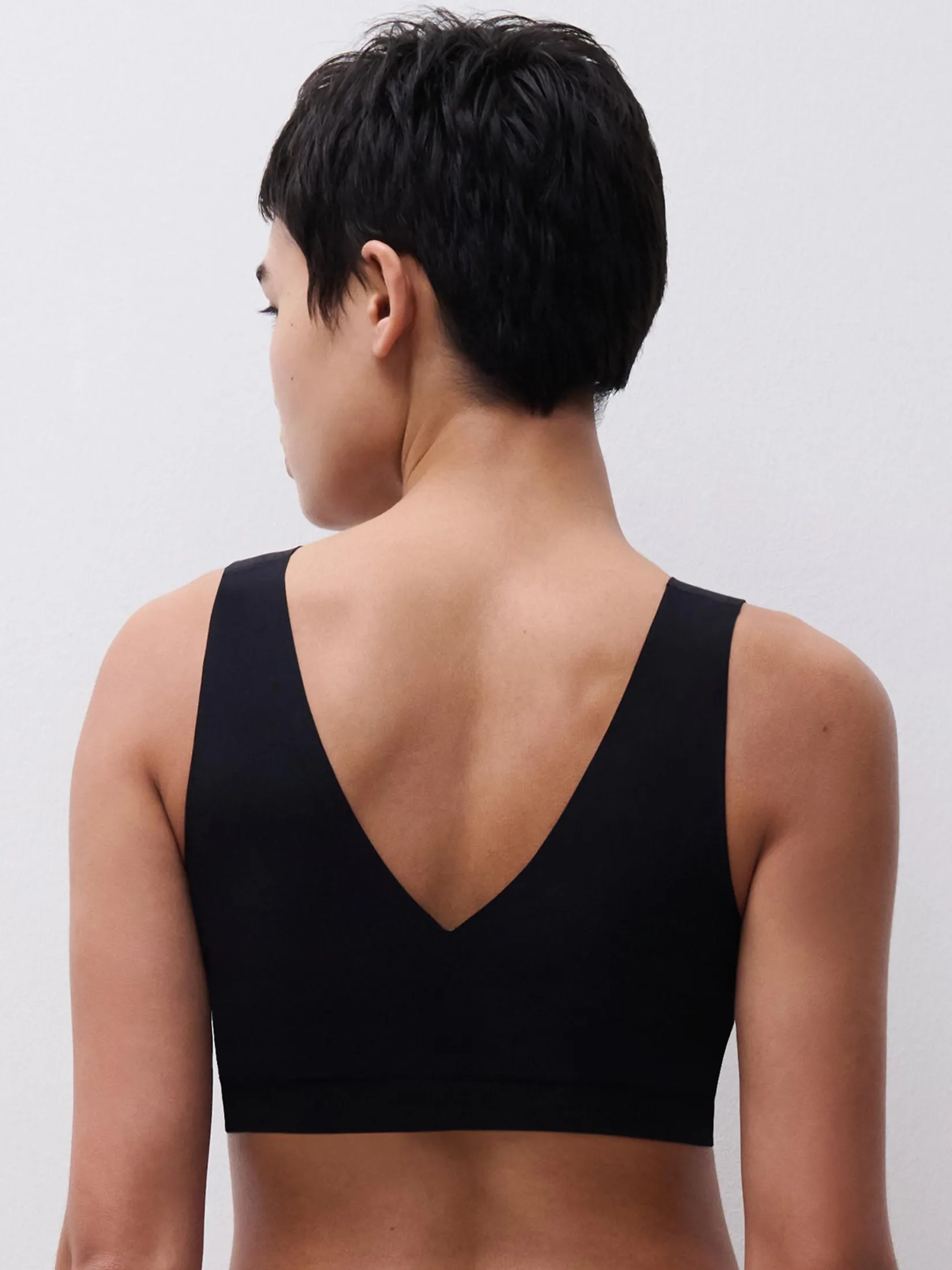 Chantelle Softstretch V-neck top -