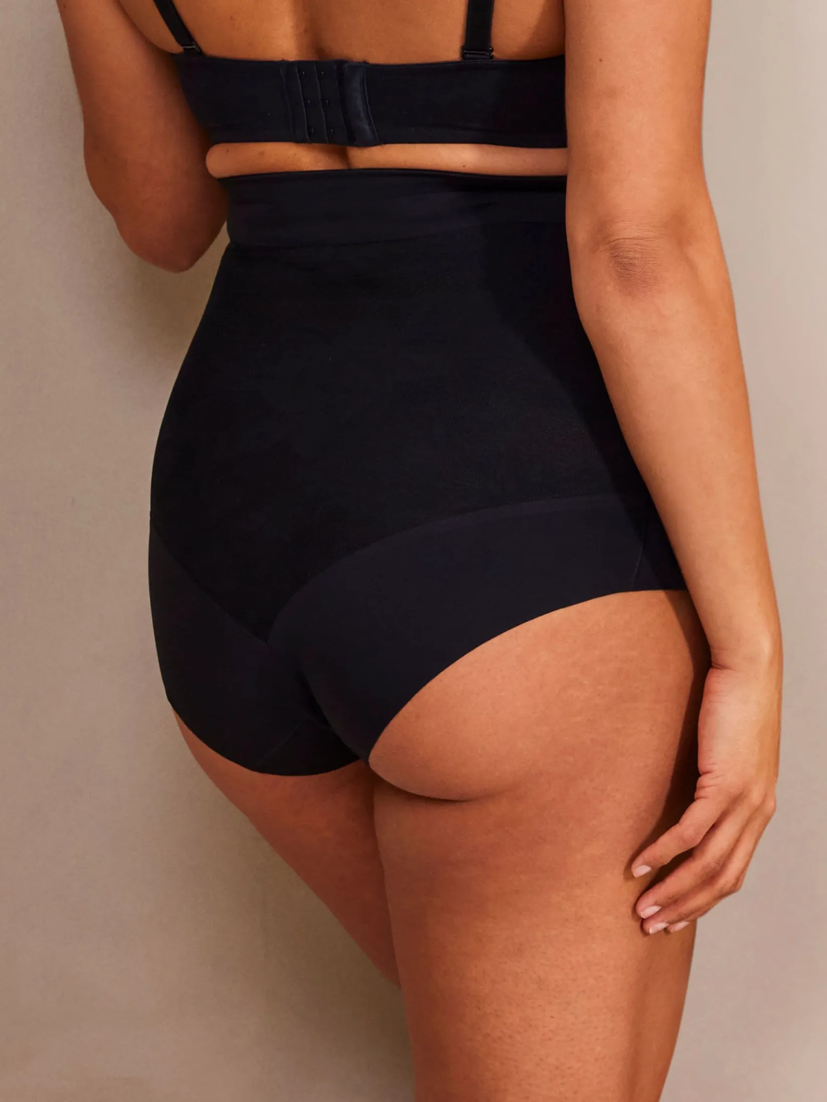 Livera BOLD CONFIDENCE Hoge taille slip -
